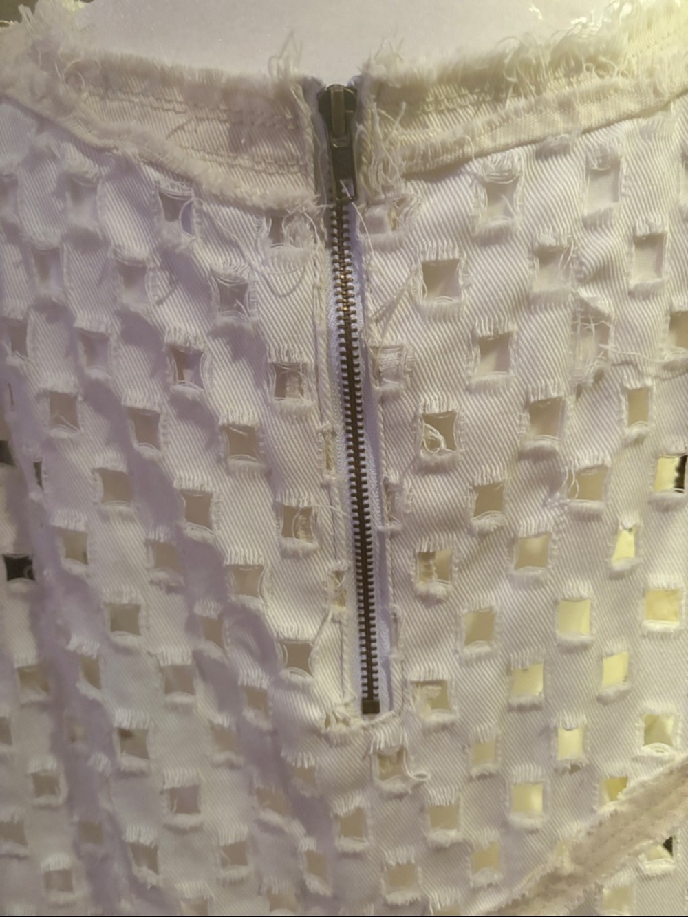 POL Light Cream Sleeveless Textured Cutout Dress Sz M NWOT - Picture 5 of 8